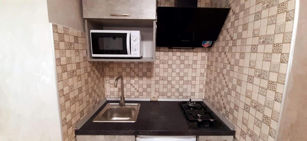 Ferienwohnung Греческая / Дерибасовская Odessa Exterior foto